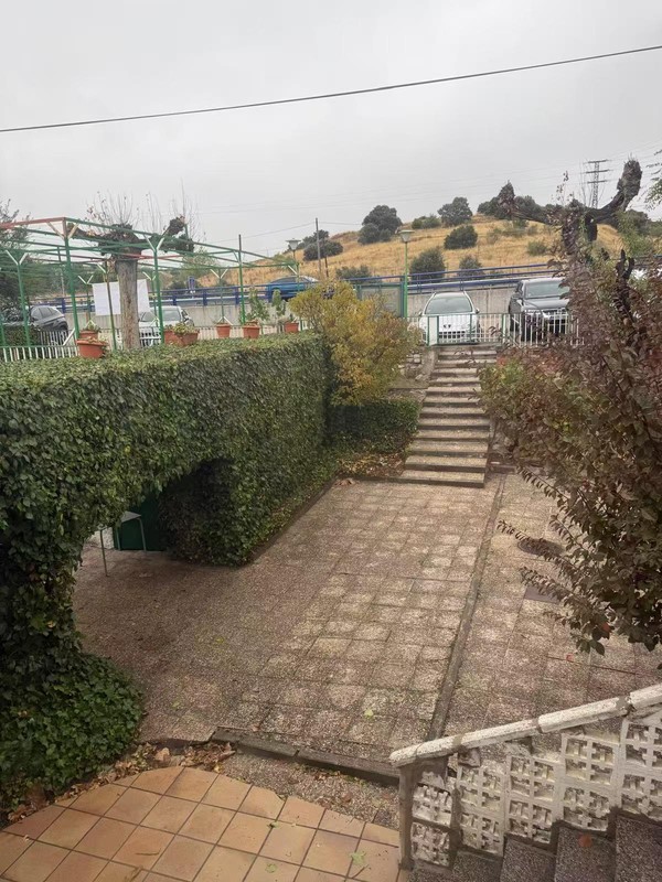 Estate for Sale on Madrid Highway