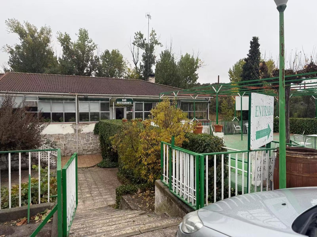 Estate for Sale on Madrid Highway