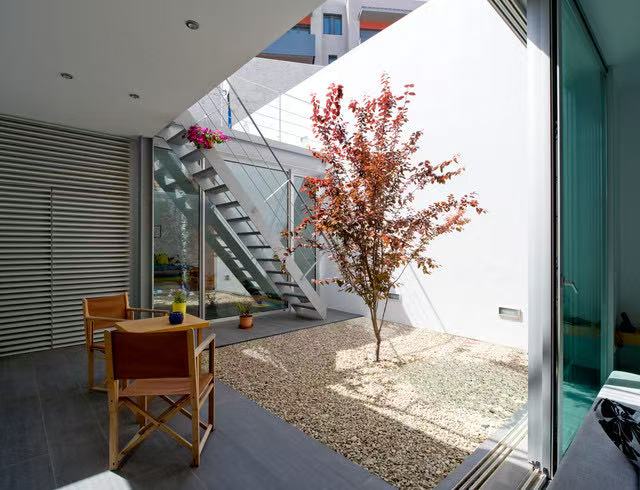 Madrid City Center Residential Building Project