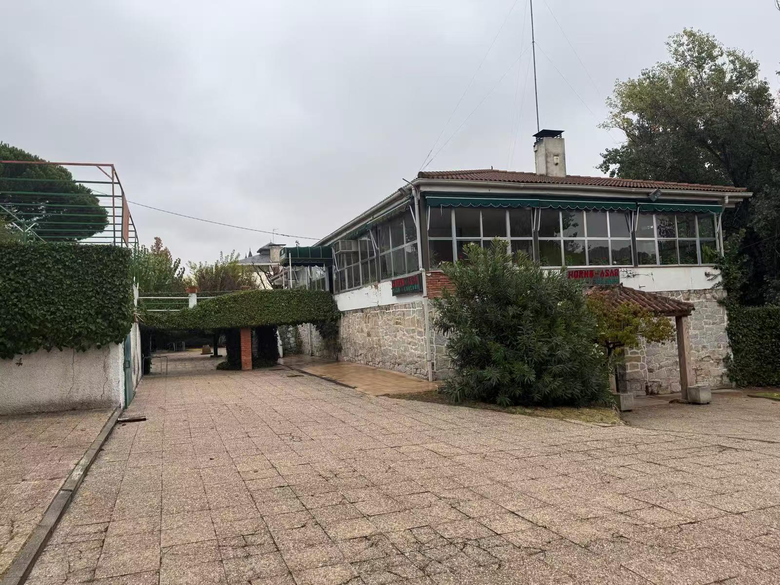 Estate for Sale on Madrid Highway